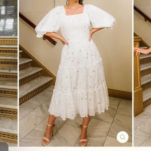 Midsummer dress in white